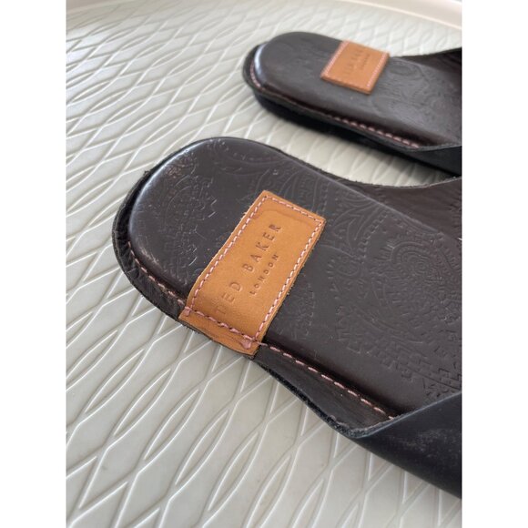 Ted Baker Thong Sandals Size 9 Black Leather Paisley Embossed Sole Slip On Comfy main image 6